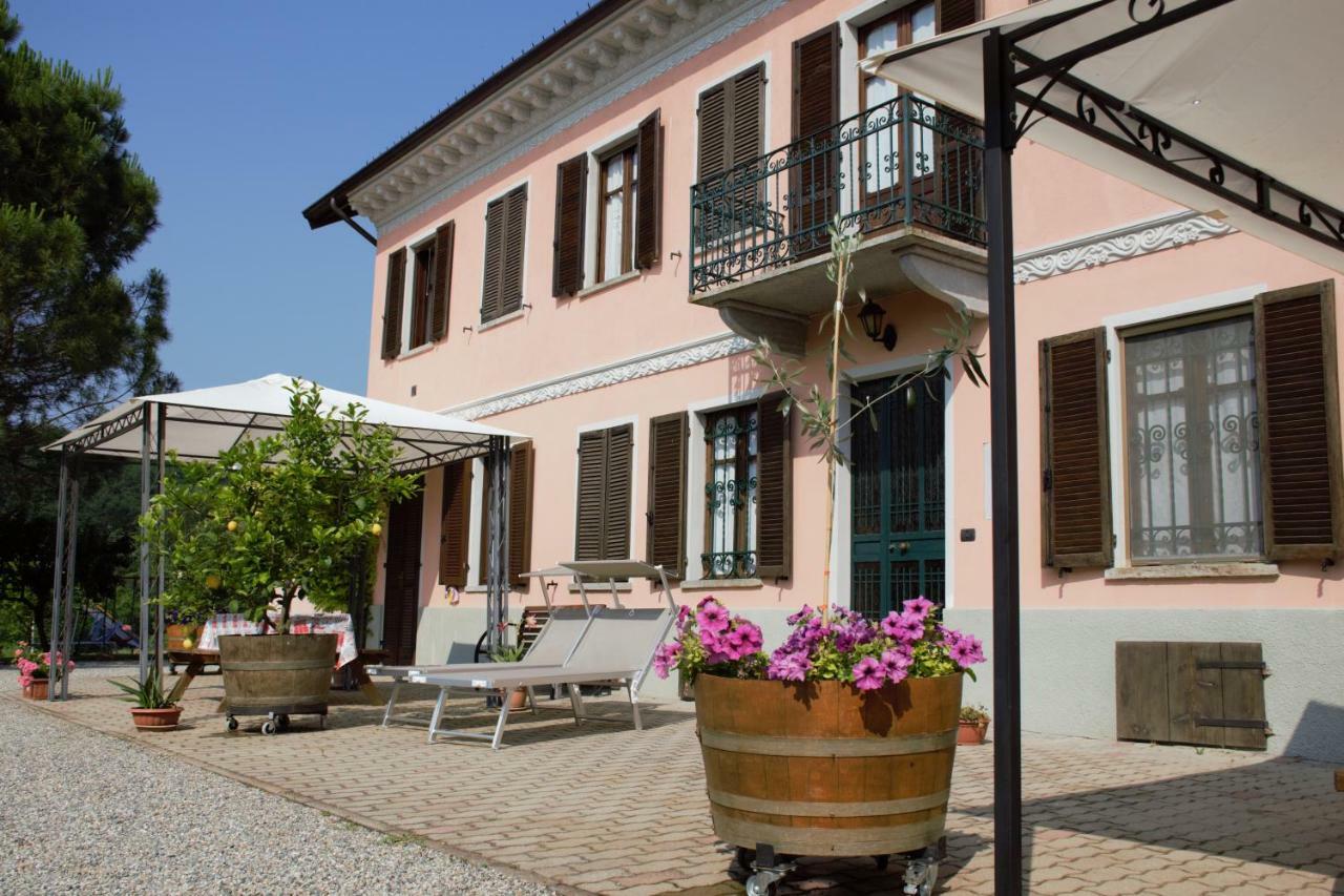 Casa Dei Ciliegi Castell'Alfero Villa Luaran gambar