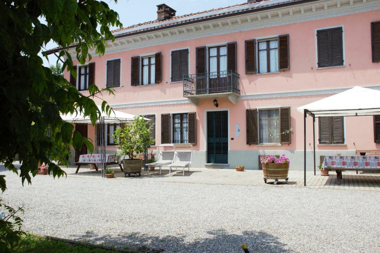 Casa Dei Ciliegi Castell'Alfero Villa Luaran gambar