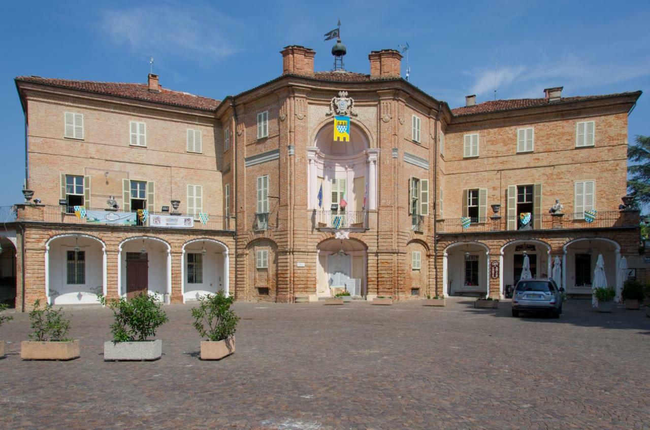 Casa Dei Ciliegi Castell'Alfero Villa Luaran gambar