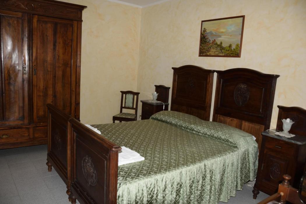 Casa Dei Ciliegi Castell'Alfero Villa Luaran gambar